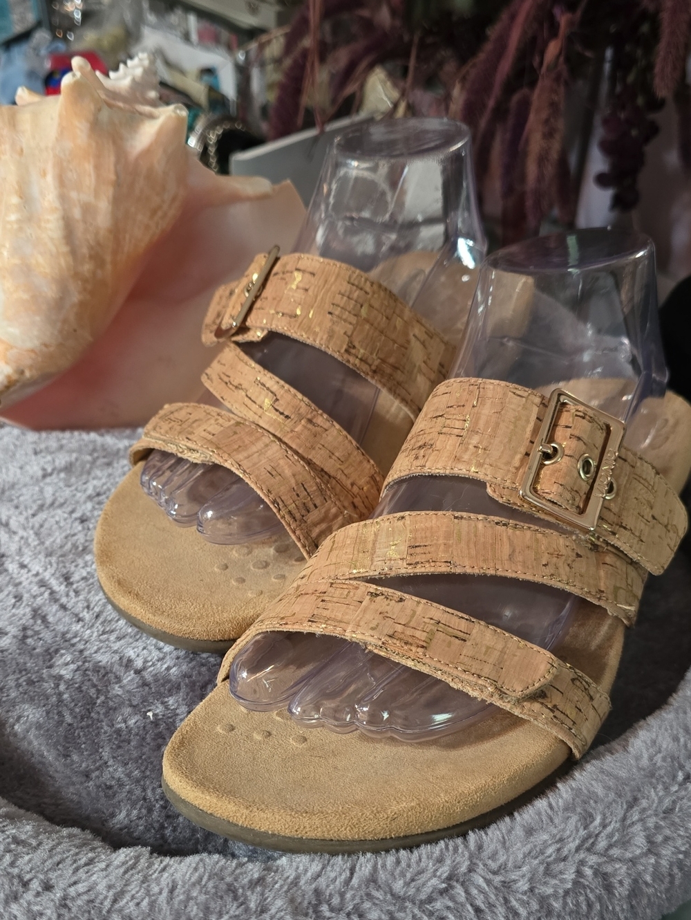 Vionic Slide Sandal w/ Touch of Gold Flecks & Textured Sole